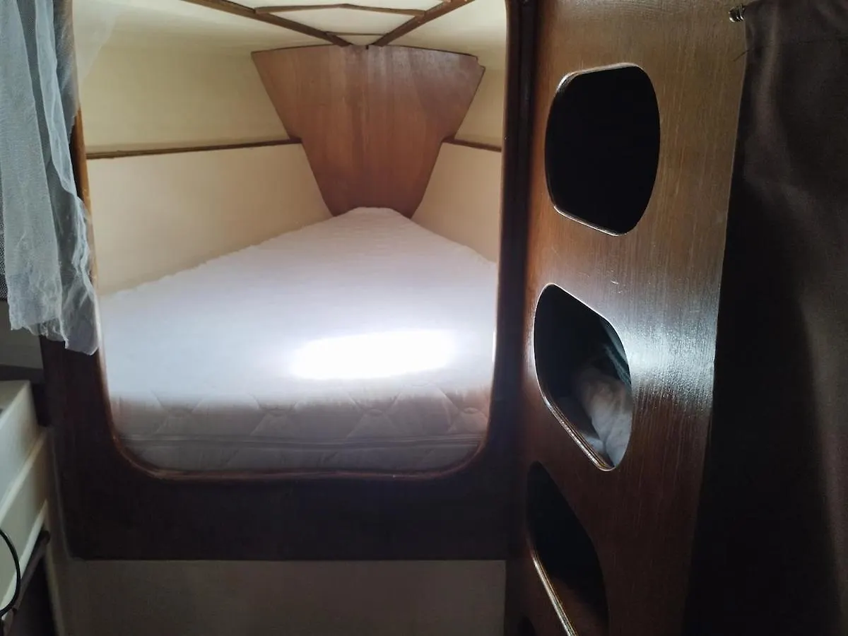Botel Cavallino House Boat