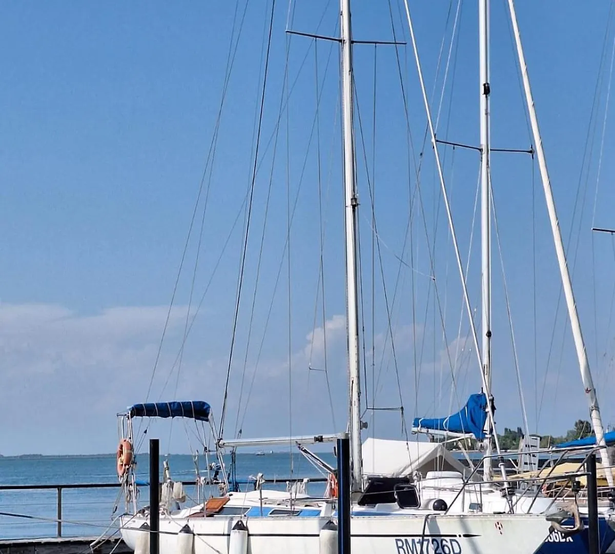 Cavallino House Boat